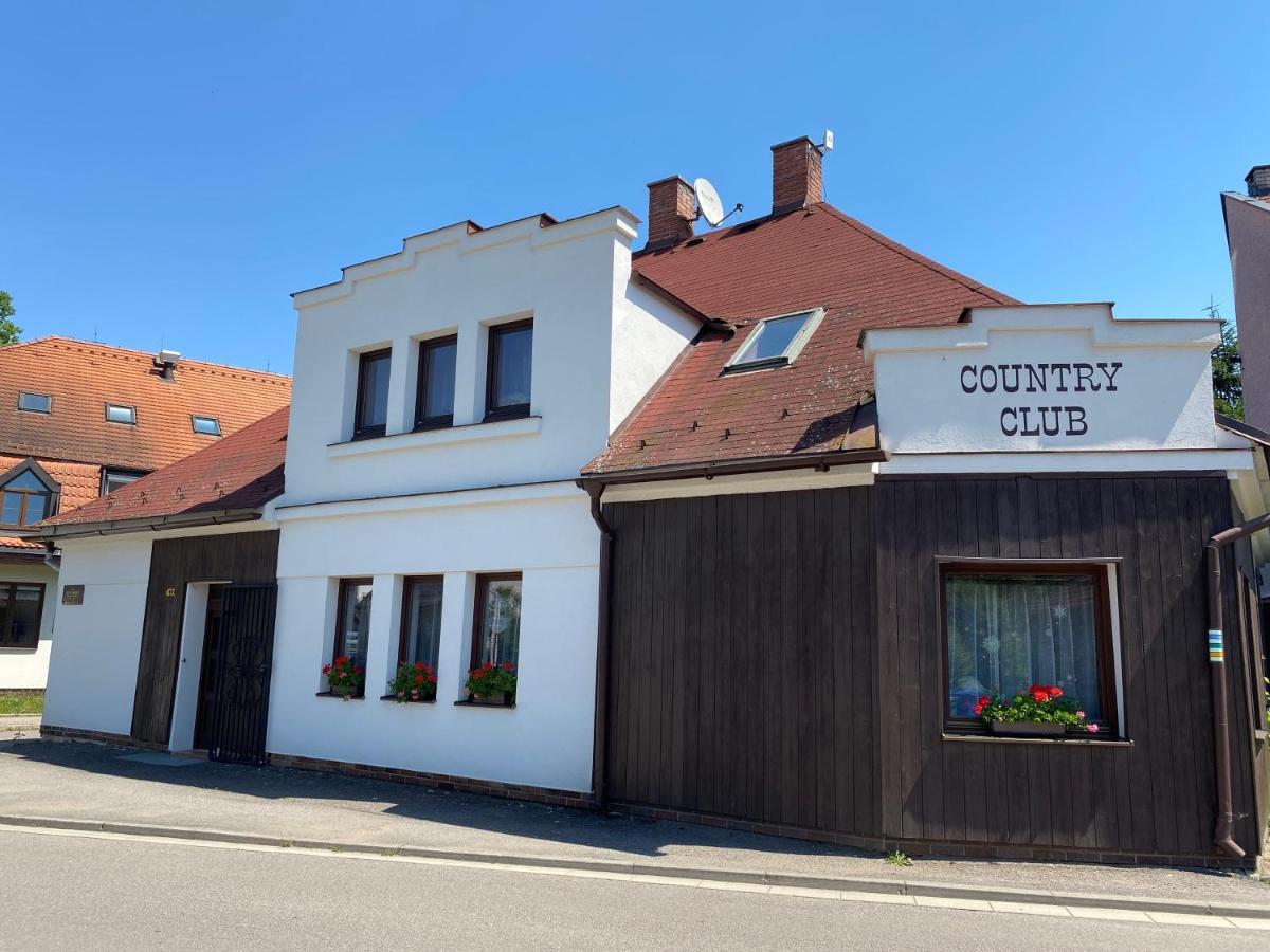 Penzion Country Club 호텔 Žamberk 외부 사진